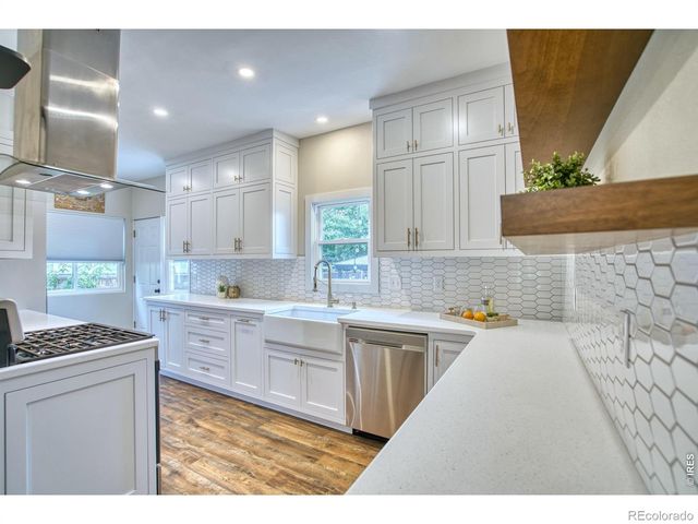 524 E 1st Street, Loveland, CO 80537