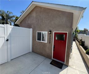 5032 Serrania Avenue, Woodland Hills, CA 91364