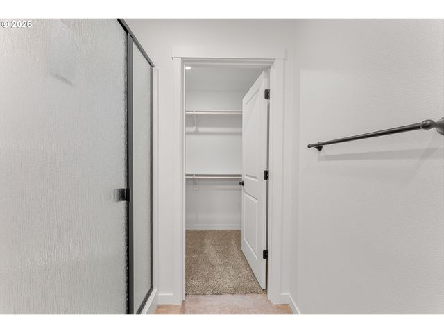 14146 Holcomb Blvd, Oregon City, OR 97045