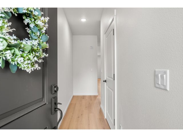 14146 Holcomb Blvd, Oregon City, OR 97045