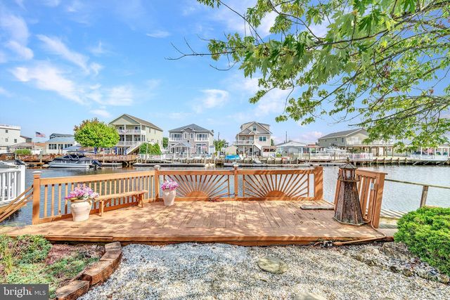 26 W POTOMAC DR, Little Egg Harbor Twp, NJ 08087