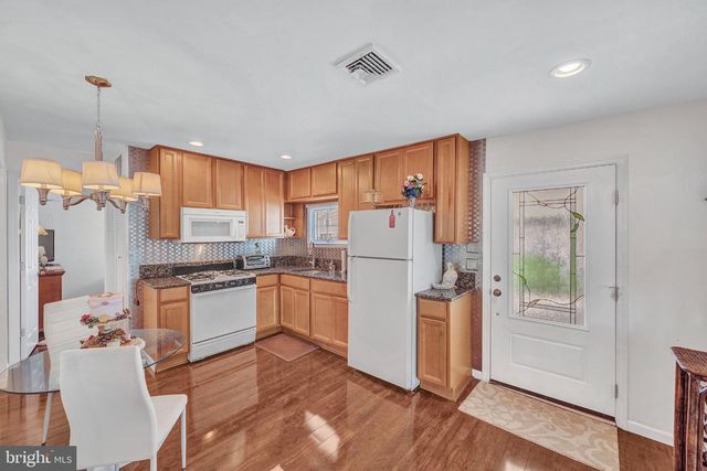 26 W POTOMAC DR, Little Egg Harbor Twp, NJ 08087