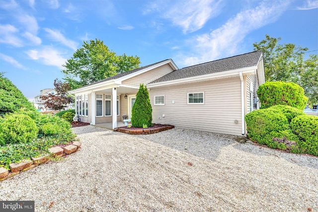 26 W POTOMAC DR, Little Egg Harbor Twp, NJ 08087