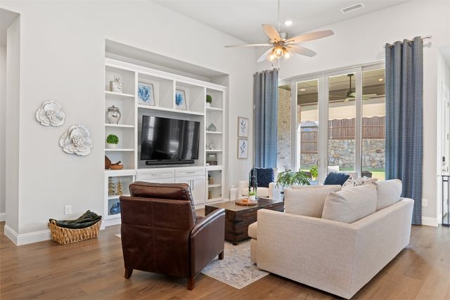 9716 Wilderness Road, Little Elm, TX 75068