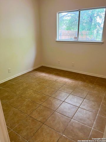 9638 Green Plain Dr, San Antonio, TX 78245