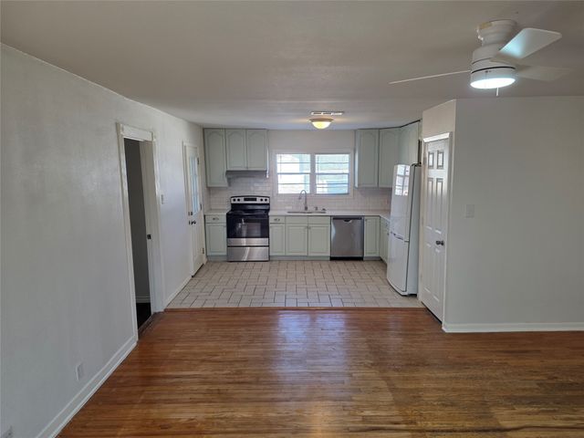 3600 Katrine Street, Haltom City, TX 76117