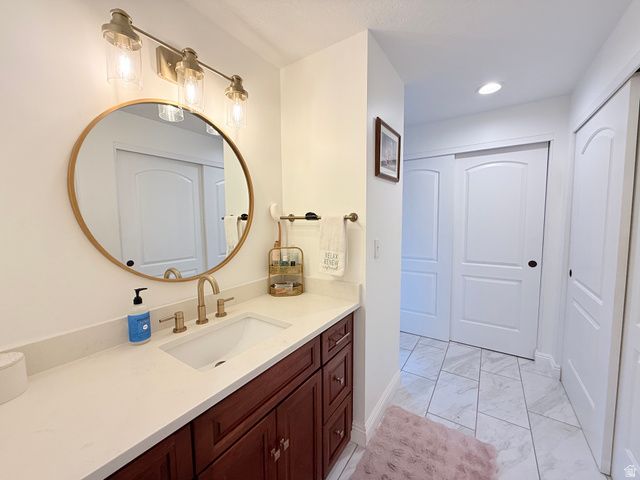 4852 S 850 E, South Ogden, UT 84403