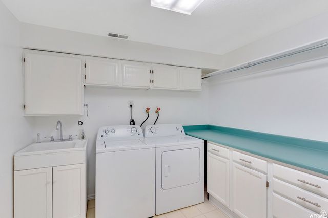 4852 S 850 E, South Ogden, UT 84403