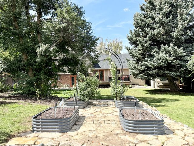 4852 S 850 E, South Ogden, UT 84403