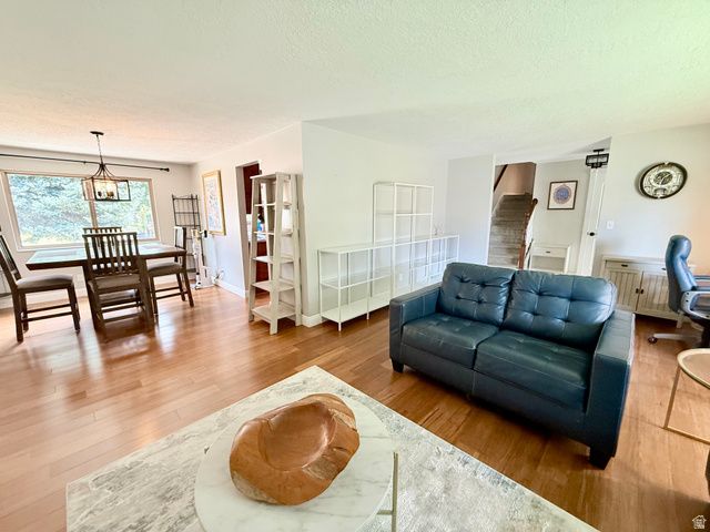 4852 S 850 E, South Ogden, UT 84403
