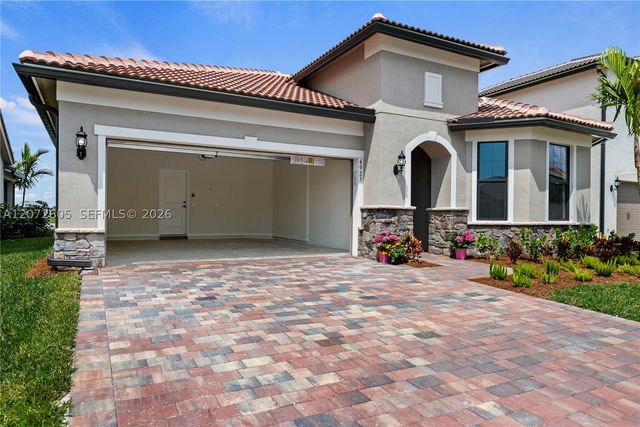 4925 Blistering Way, Lake Worth, FL 33467