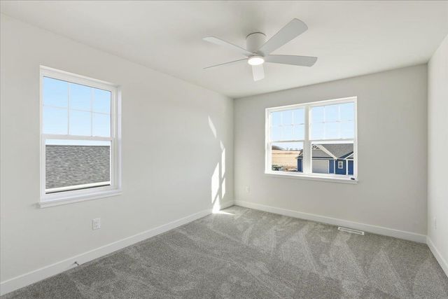 992 Bell Circle, Arlington, WI 53911