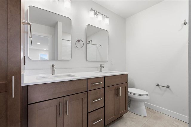 992 Bell Circle, Arlington, WI 53911