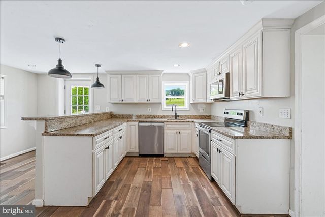 20219 LOCUST GROVE RD, Rohrersville, MD 21779