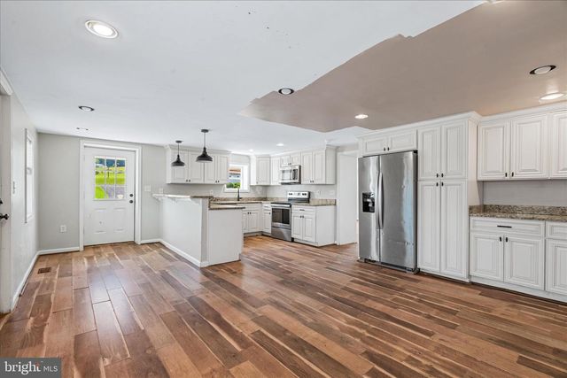 20219 LOCUST GROVE RD, Rohrersville, MD 21779