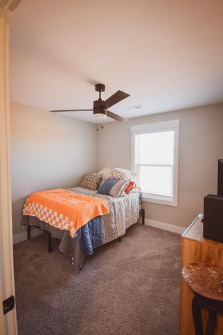 301 Jonathan Wade Pvt Cir, Clarksville, TN 37043