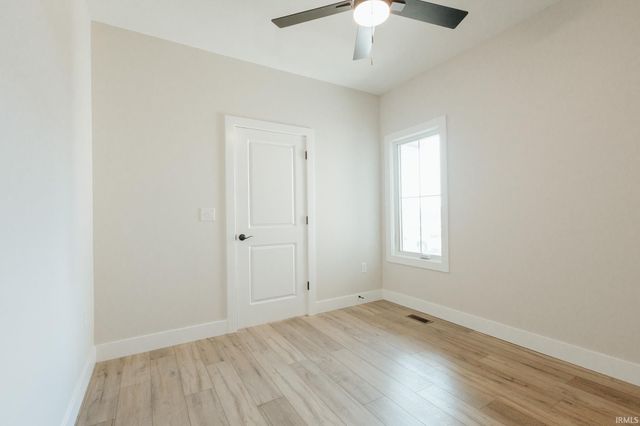 188001 Roscommon Road, Evansville, IN 47725