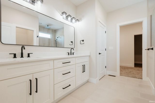 188001 Roscommon Road, Evansville, IN 47725