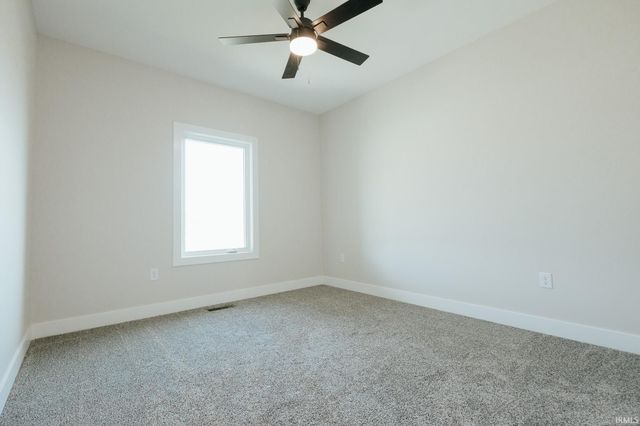 188001 Roscommon Road, Evansville, IN 47725