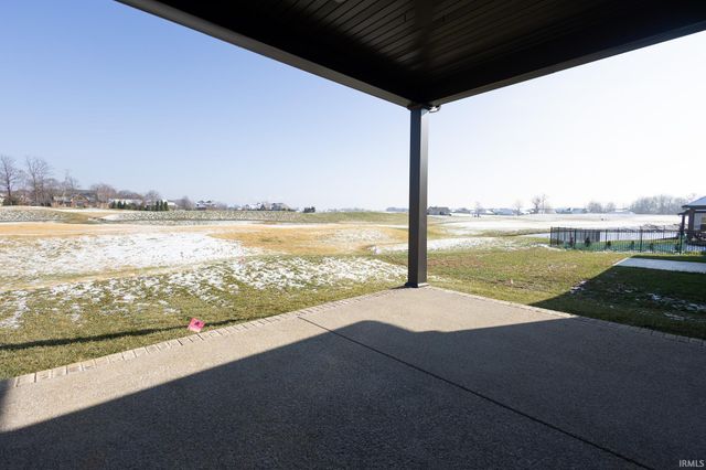 18801 Roscommon Road, Evansville, IN 47725