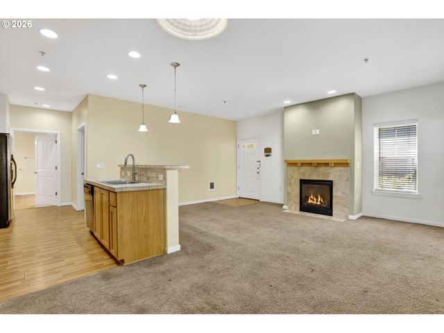 10805 Ne RED WING Way 101, Hillsboro, OR 97006