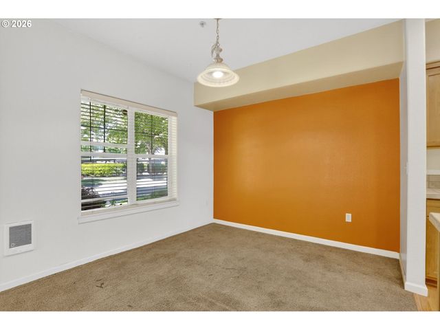 10805 Ne RED WING Way 101, Hillsboro, OR 97006