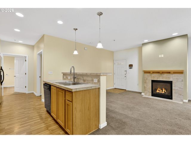 10805 Ne RED WING Way 101, Hillsboro, OR 97006