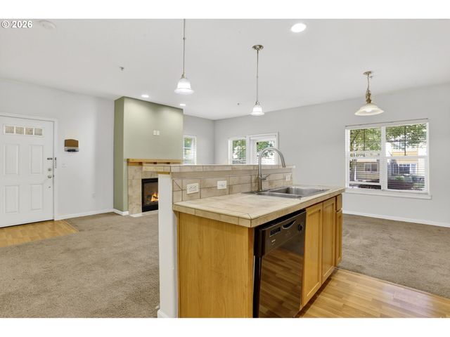 10805 Ne RED WING Way 101, Hillsboro, OR 97006