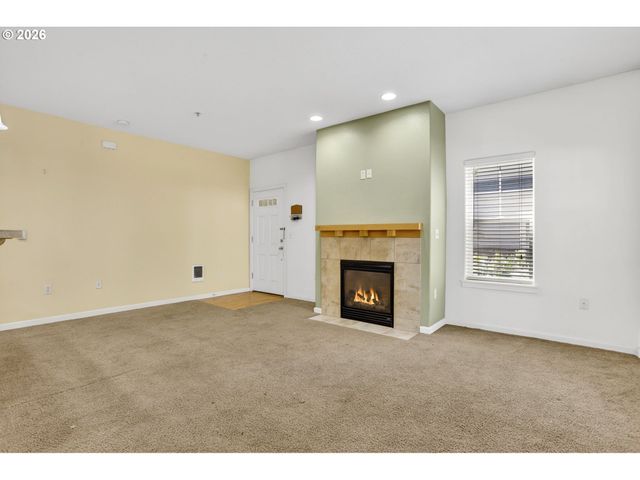 10805 Ne RED WING Way 101, Hillsboro, OR 97006