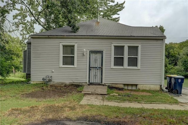 7411 E 83rd Street, Kansas City, MO 64138
