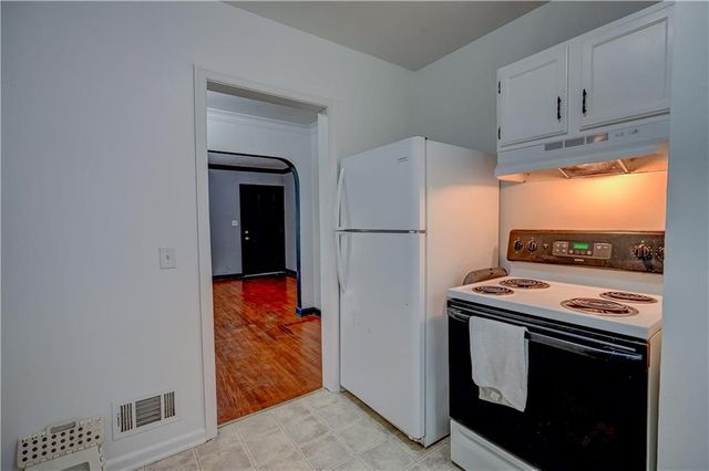 7411 E 83rd Street, Kansas City, MO 64138