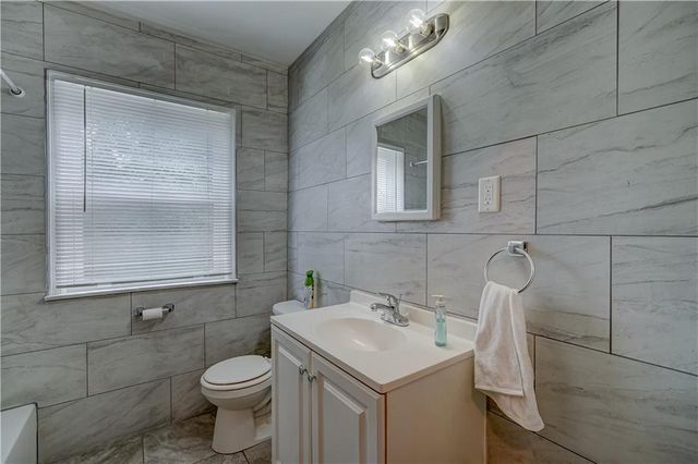 7411 E 83rd Street, Kansas City, MO 64138