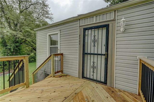 7411 E 83rd Street, Kansas City, MO 64138