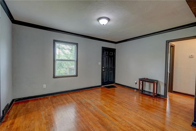 7411 E 83rd Street, Kansas City, MO 64138