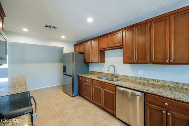 3551 W JOAN DE ARC Avenue, Phoenix, AZ 85029