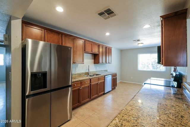 3551 W JOAN DE ARC Avenue, Phoenix, AZ 85029