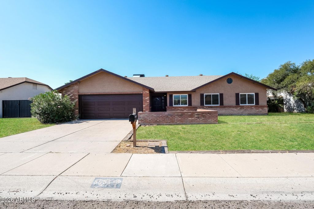 3551 W JOAN DE ARC Avenue, Phoenix, AZ 85029