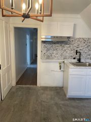 69 West Liberty Street 3, Waterbury, CT 06706