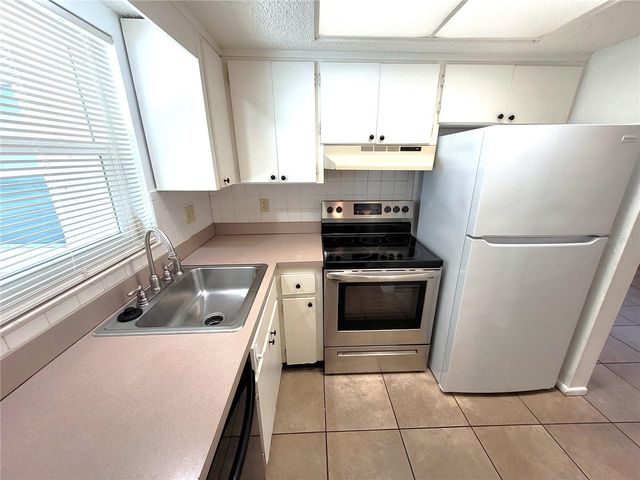 4012 AUDUBON DRIVE, Largo, FL 33771