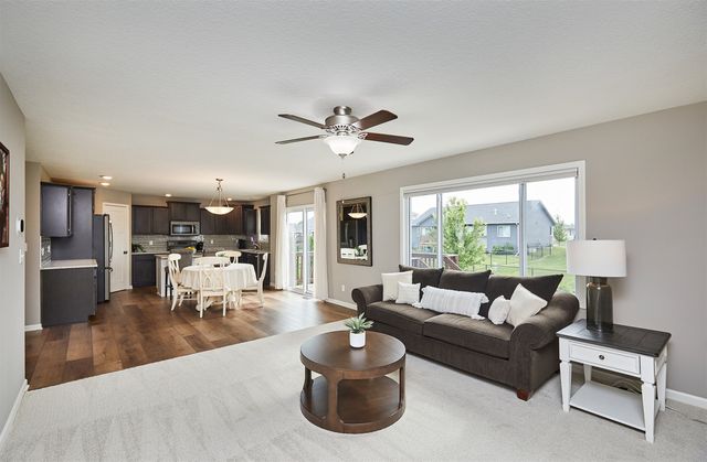 865 9th Street, Waukee, IA 50263