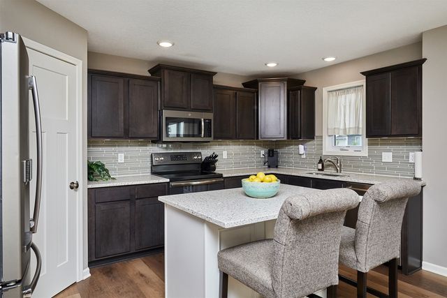 865 9th Street, Waukee, IA 50263