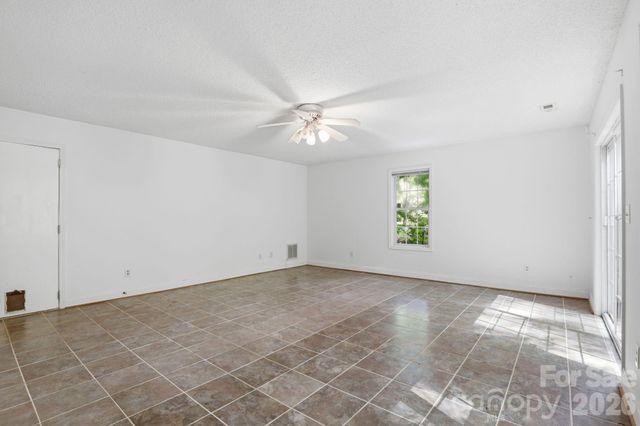 716 King Street, Waxhaw, NC 28173