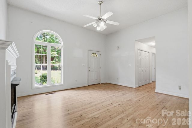 716 King Street, Waxhaw, NC 28173