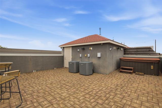 1844 Euclid Avenue 3, Dallas, TX 75206