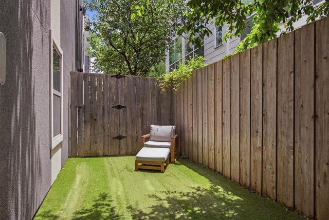 1844 Euclid Avenue 3, Dallas, TX 75206