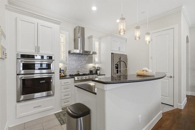 1844 Euclid Avenue 3, Dallas, TX 75206