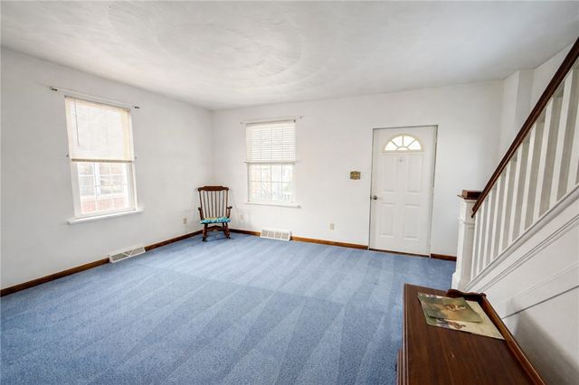 117 Lyon Ave, City Of But Sw, PA 16001