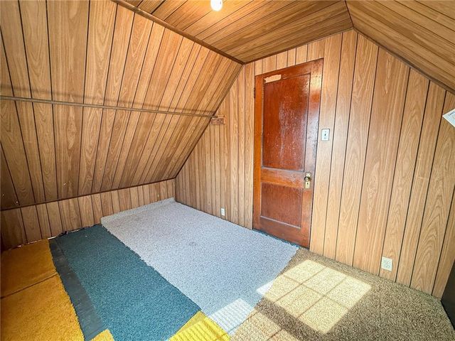 117 Lyon Ave, City Of But Sw, PA 16001