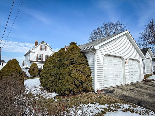 117 Lyon Ave, City Of But Sw, PA 16001