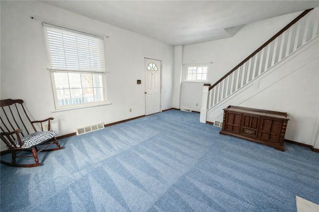 117 Lyon Ave, City Of But Sw, PA 16001